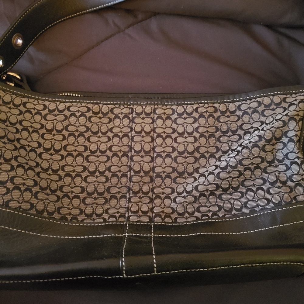 HAND BAGS - Picture 3 of 4